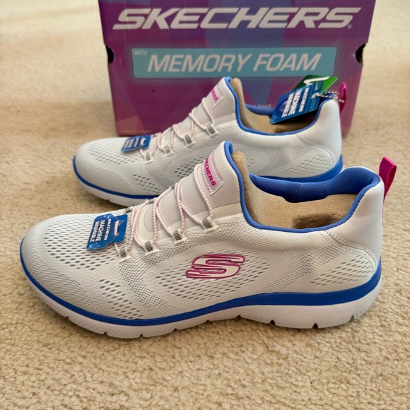 NIB NWT $90 Skechers Summits Perfect View Slip-On Sneakers Memory Foam White 10 - Picture 6 of 9